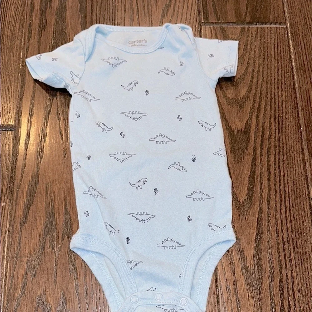 CARTERS Blue dinosaur Print Bodysuit size 6-9 months